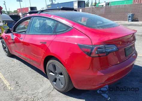 2021 Tesla Model 3 Long Range Dual Motor All-Wheel Drive z USA, uszkodzony, nr VIN 5YJ3E1EB8MF074403